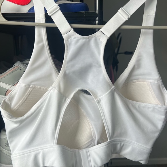 gymshark high support sports bra - Picture 2 of 2